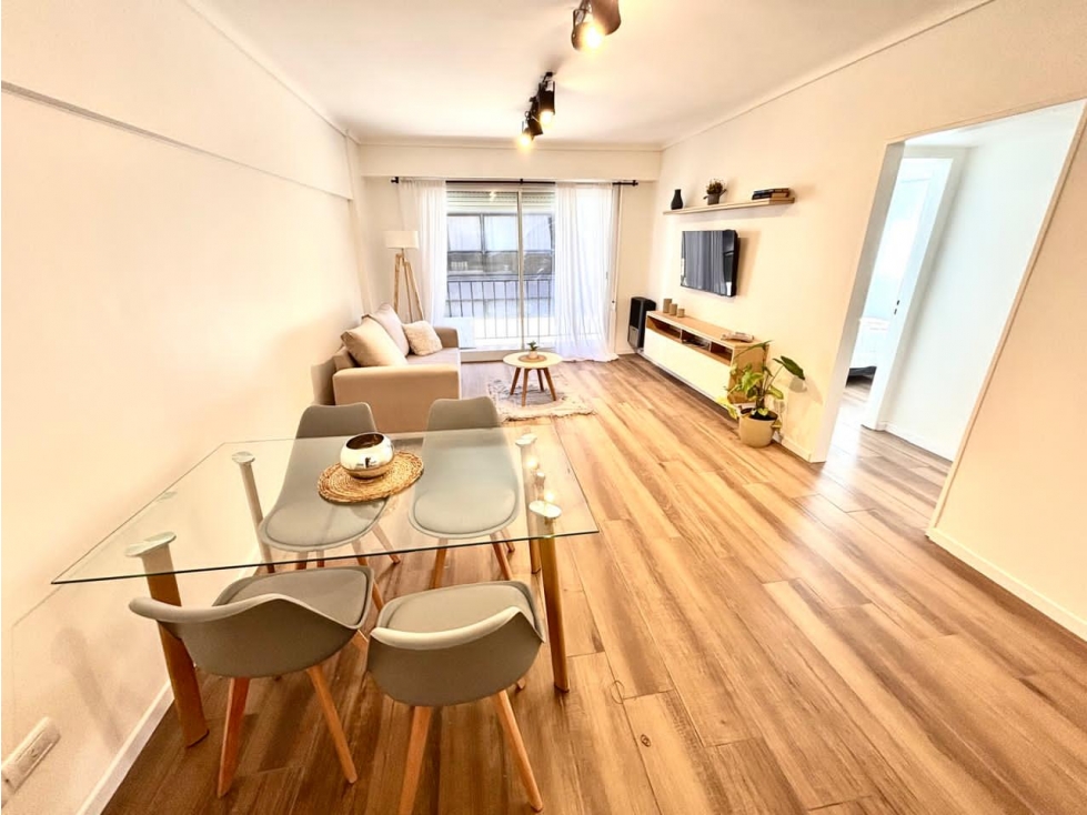 VENTA / DEPARTAMENTO DE 2 AMBIENTES A LA CALLE / MAR DEL PLATA