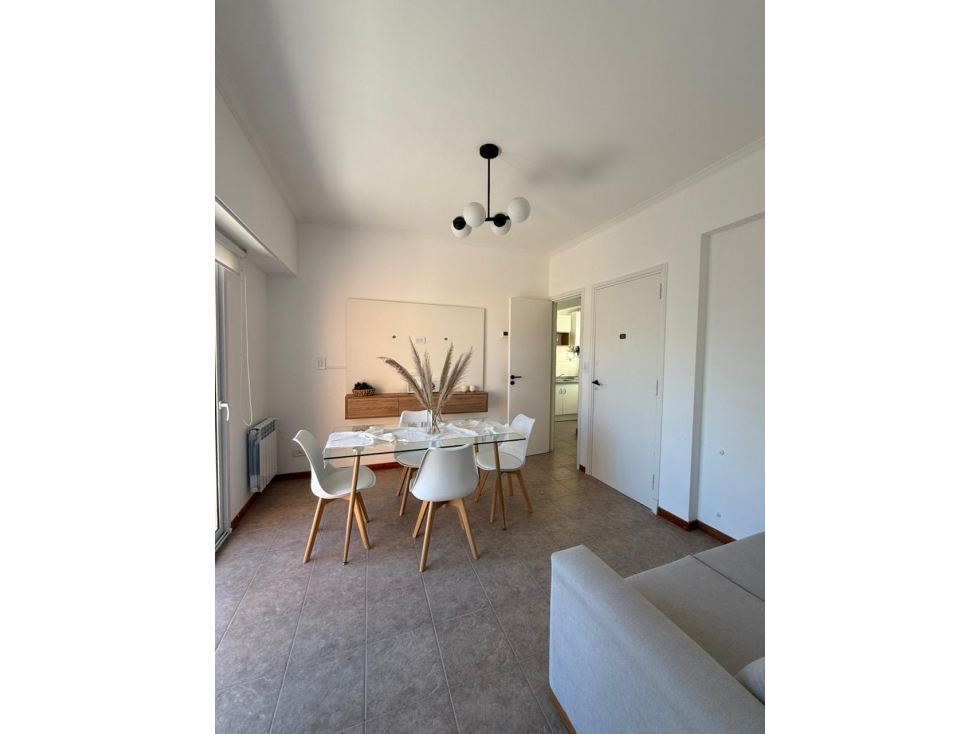 VENTA/ DEPARTAMENTO 3 AMBIENTES A LA CALLE/ MAR DEL PLATA - 2