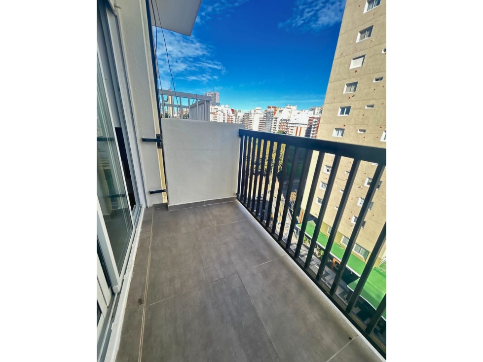 VENTA/ DEPARTAMENTO 2 AMBIENTES CON DEP. A LA CALLE / MAR DEL PLATA — foto 6