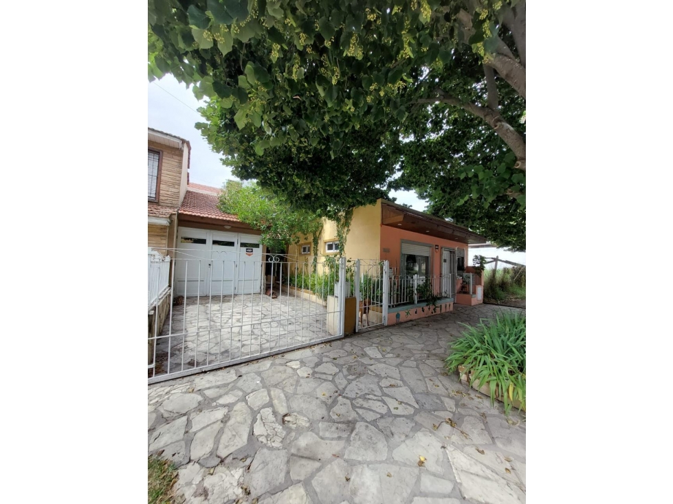 VENTA/ CHALET 5 AMBIENTES + DEPTO 2 AMBIENTES/ MOGOTES/ MAR DEL PLATA
