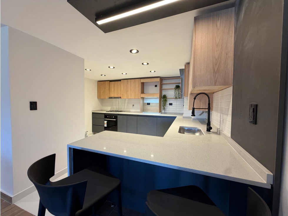 VENTA/ DEPARTAMENTO 3 AMBIENTES A LA CALLE/ MAR DEL PLATA - 4