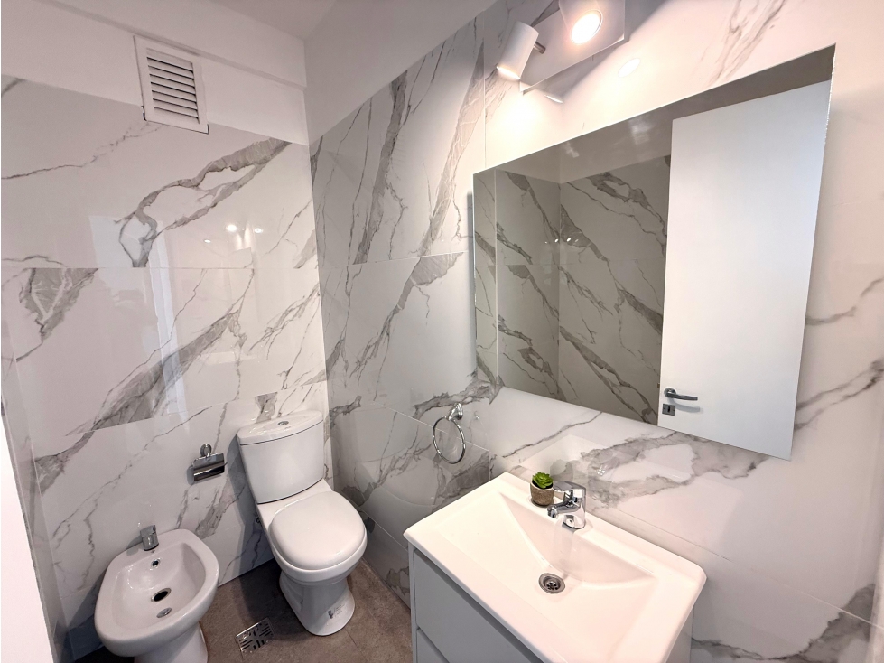 VENTA/ DEPARTAMENTO 2 AMBIENTES A LA CALLE/ MAR DEL PLATA - 4
