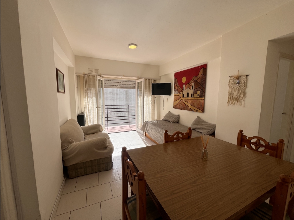 VENTA/ DEPARTAMENTO 2 AMBIENTES AL LATERAL CON BALCON / MAR DEL PLATA — foto 2