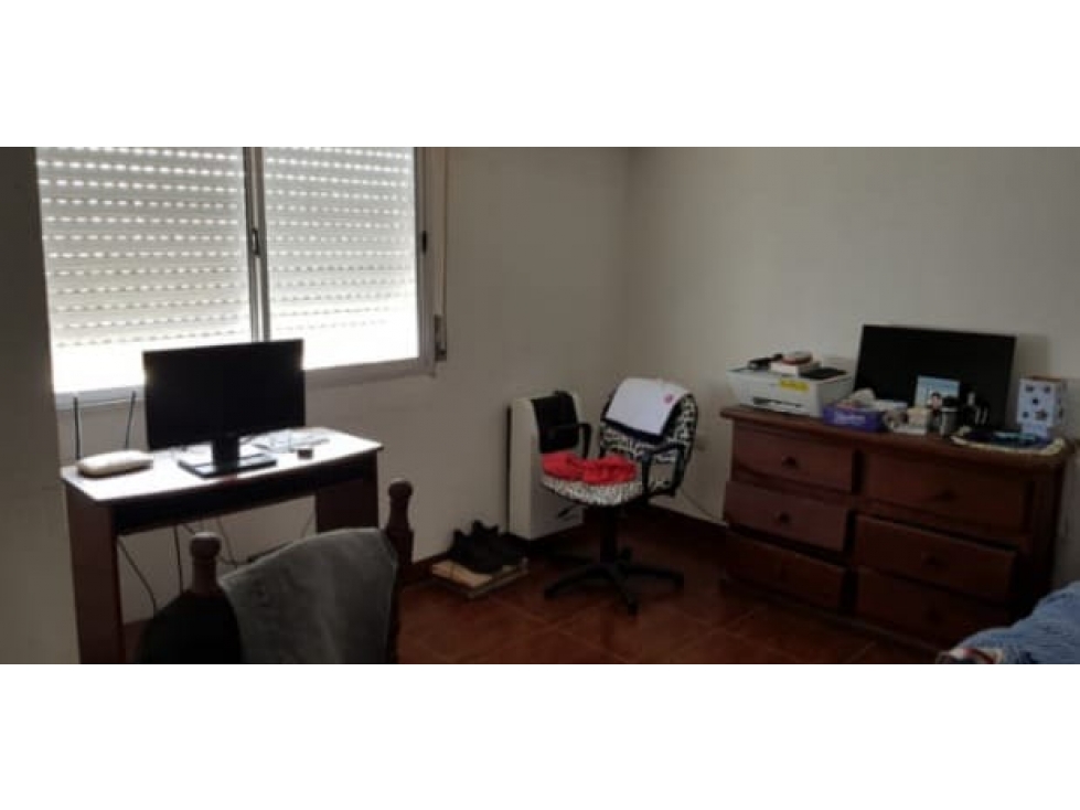 VENTA CHALET MAS DEPARTAMENTOS DE 1 Y 2 AMBIENTES/BATAN/MAR DEL PLATA - 4