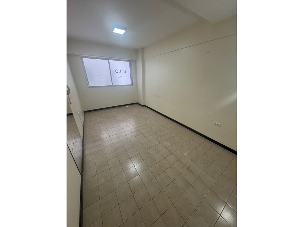 VENTA/ OFICINA COMERCIAL/ MAR DEL PLATA - 6