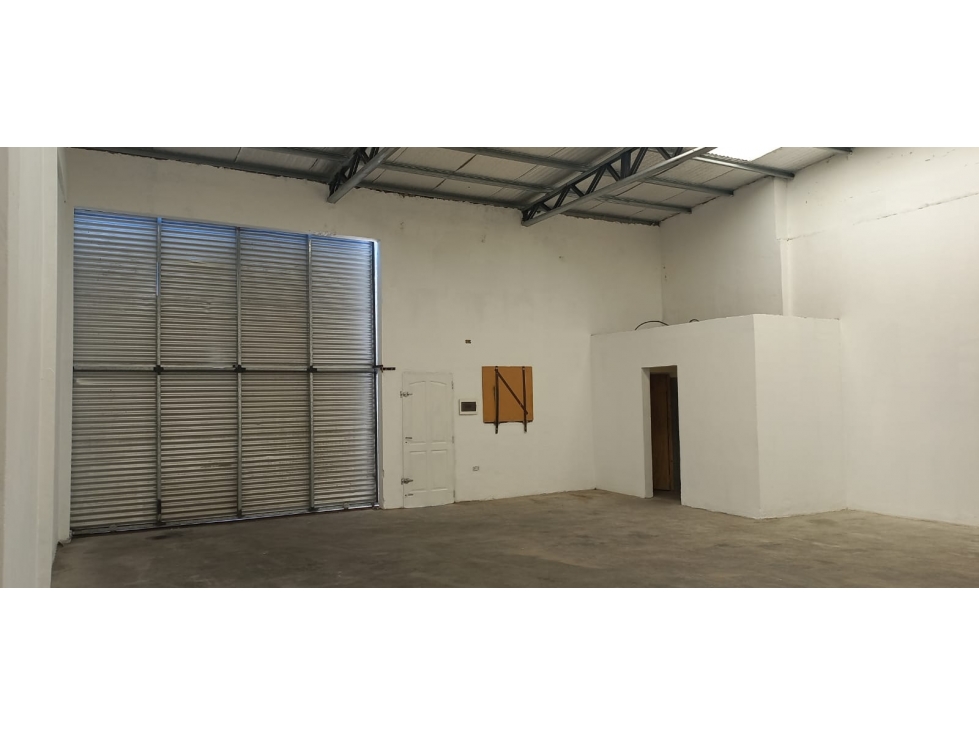 VENTA/ GALPON - 6