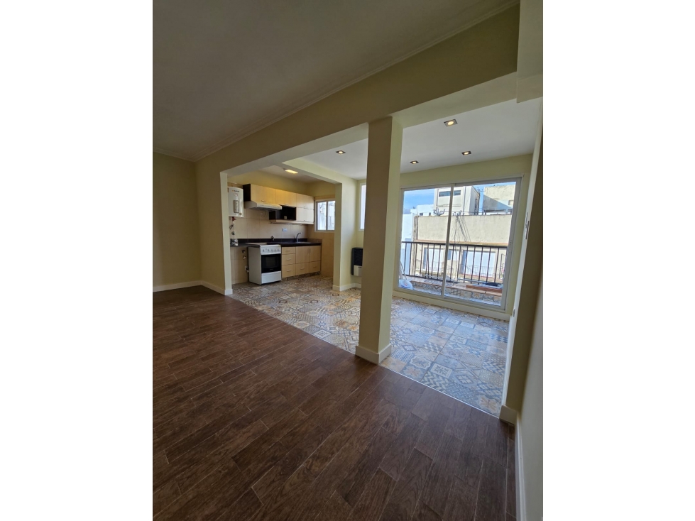 VENTA/ DEPARTAMENTO 2 AMBIENTES A LA CALLE / MAR DEL PLATA