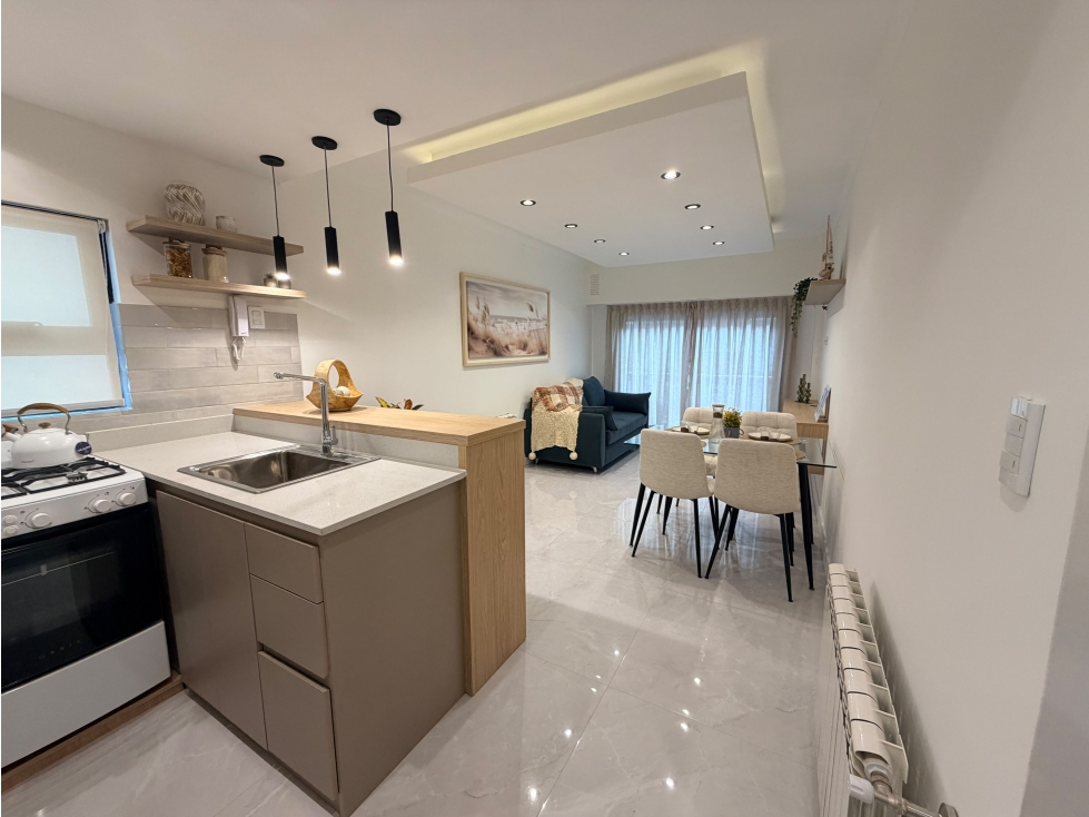 VENTA/ DEPARTAMENTO 3 AMBIENTES A LA CALLE/ MAR DEL PLATA - 6