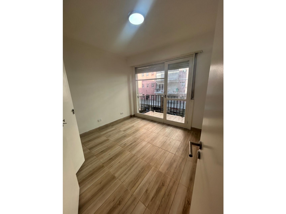 VENTA/ DEPARTAMENTO 2 AMBIENTES A LA CALLE / MAR DEL PLATA