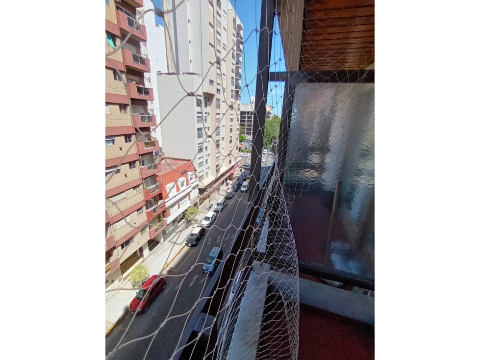 ALQUILER POR TEMPORADA/ 2 AMBIENTES/ A LA CALLE/ BALCON — foto 2