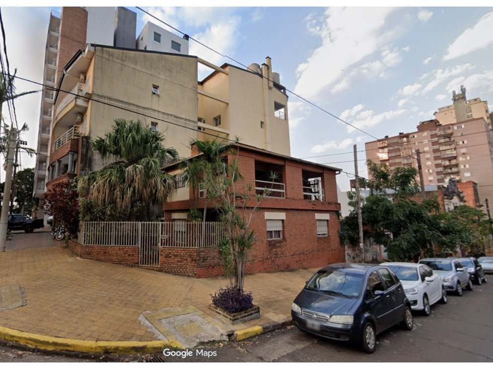 CASA ESQUINA BELGRANO Y 25 DE MAYO. SE ESCUCHAN OFERTAS DE CONTADO