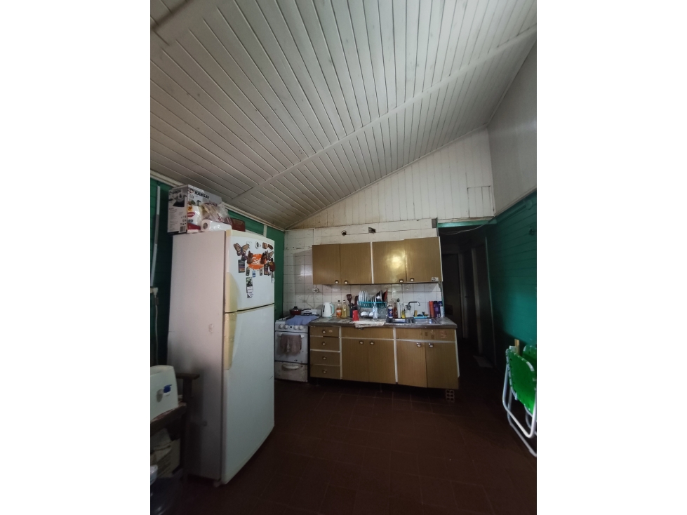 CASA DE MADERA SOBRE BUSTAMANTE CASI ZAPIOLA — foto 2