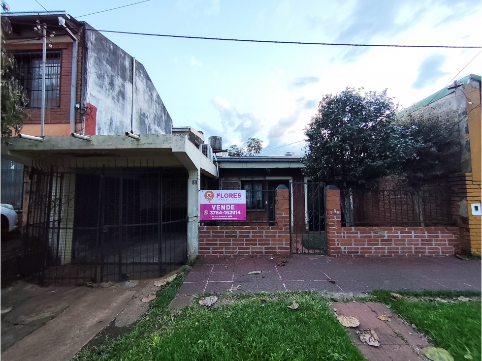 VENDO CASA A RECICLAR BLAS PARERA CASI STA CATALINA - 1
