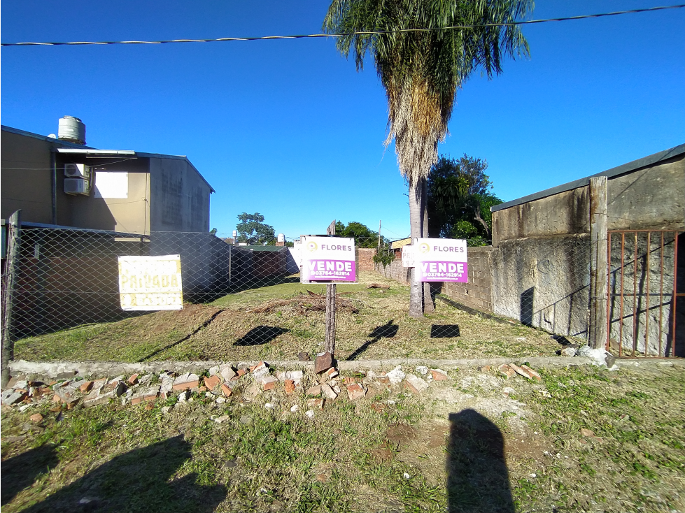 VENTA TERRENO ZONA STA CATALINA Y MARTIN FIERRO - 1