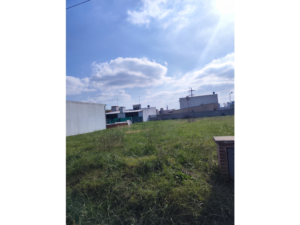 Hermoso Lote en Bº San Emilio Lujan - 2