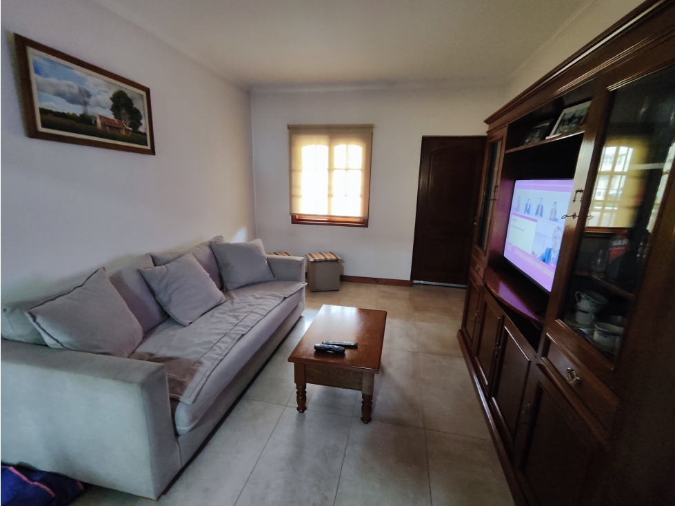 Hermosa Casa en Bº San Bernardo Lujan — foto 4