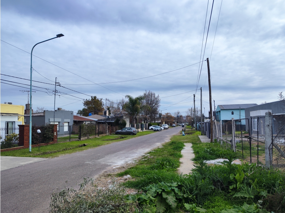 Hermoso Lote en Pueblo Nuevo Lujan - 4