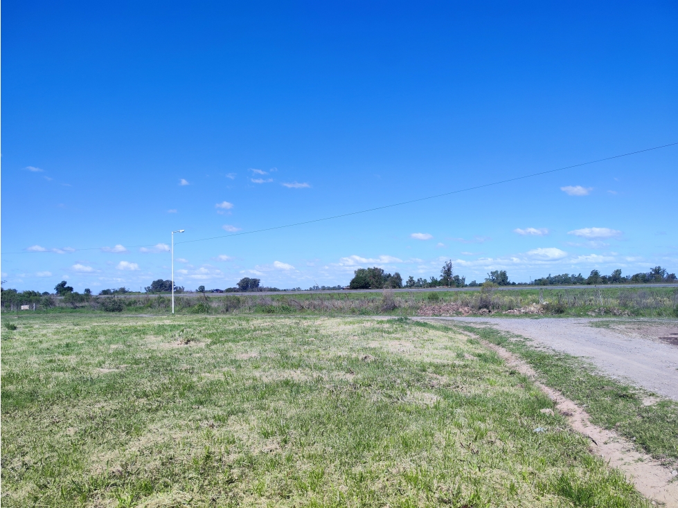 Lotes sobre Colectora Norte R5 — foto 3