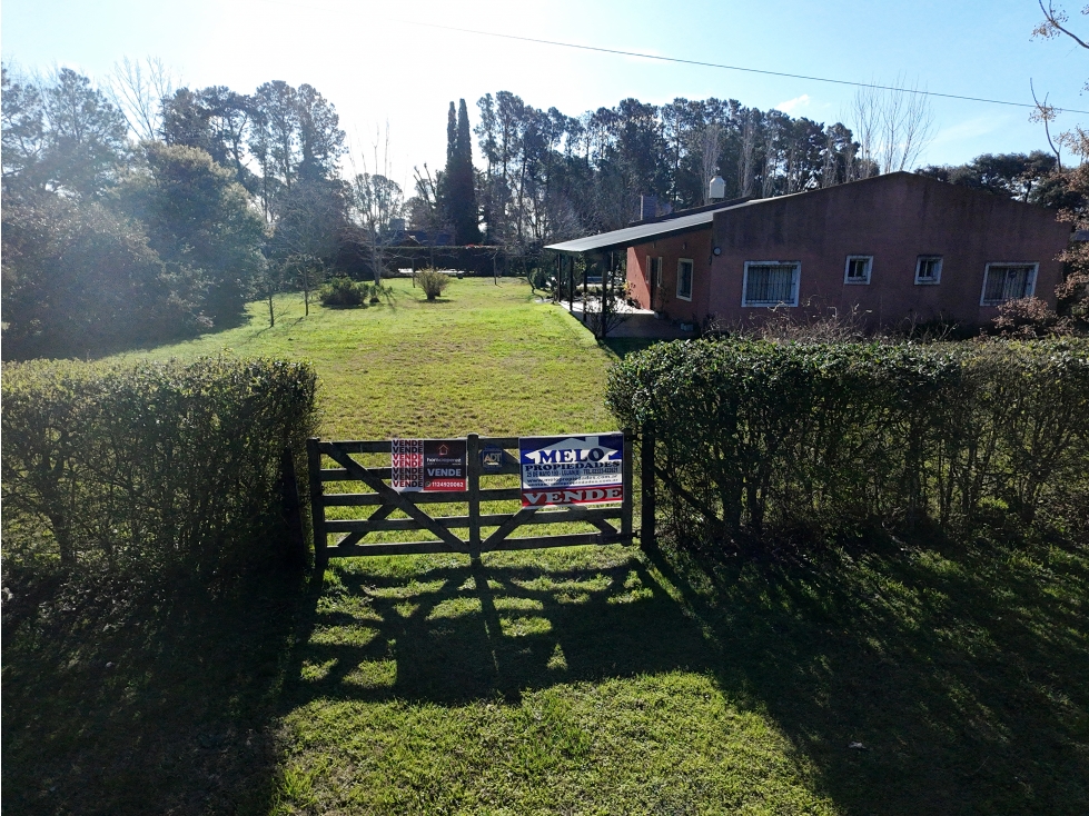 Hermosa Quinta en Altos de Robles - 2
