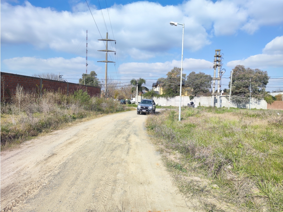 Hermoso Lote Esquina en Bº San Emilio Lujan - 6