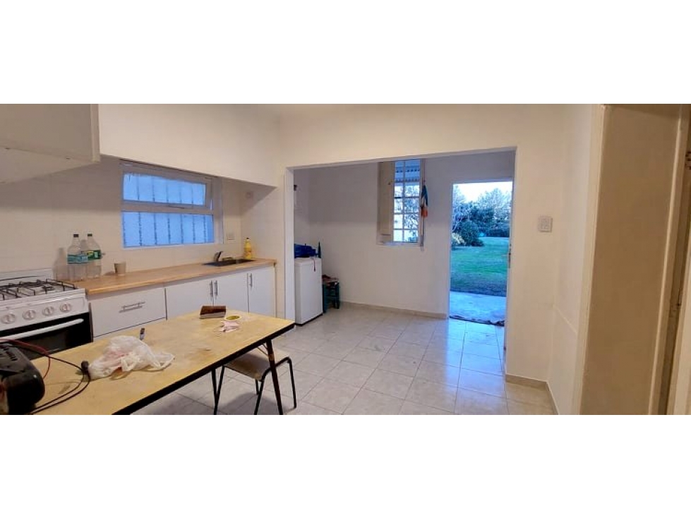 En venta amplia propiedad (Casa + PH) en lote propio. APTO CREDITO - 5