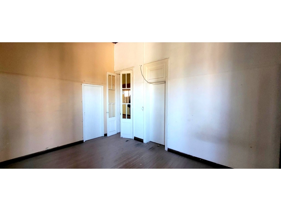 Local comercial + Departamento 3 amb + Ph de 3 amb + Garaje. - 1
