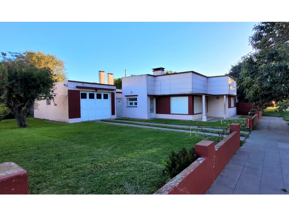 Casa 3 amb emplazada en 2 lotes unificados. - 3