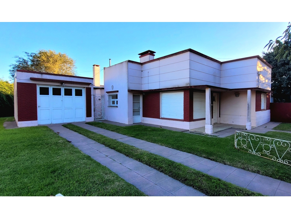 Casa 3 amb emplazada en 2 lotes unificados. - 1