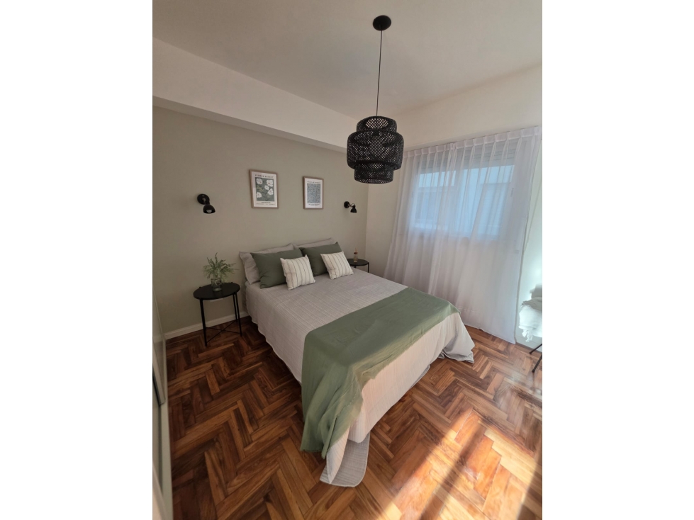 Hermoso depto al frente con balcon terraza zona Plaza Colon. — foto 2