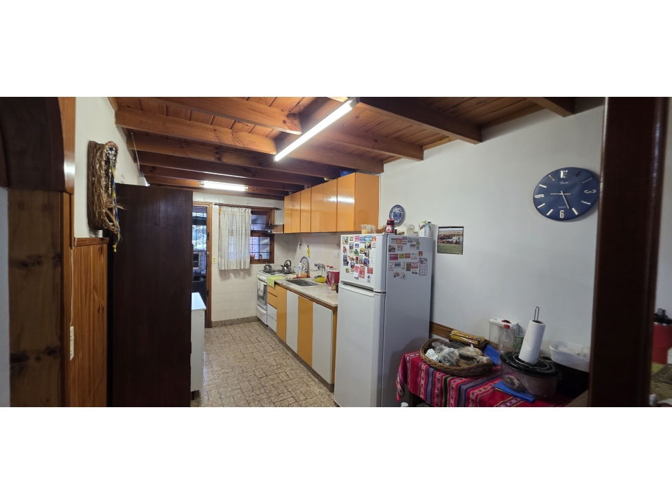 Chalet en excelente emplazado en lote de buena dimensión - 5