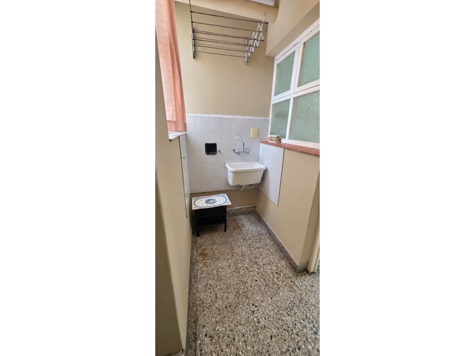 Depto 3 amb al frente con 2 balcones — foto 6