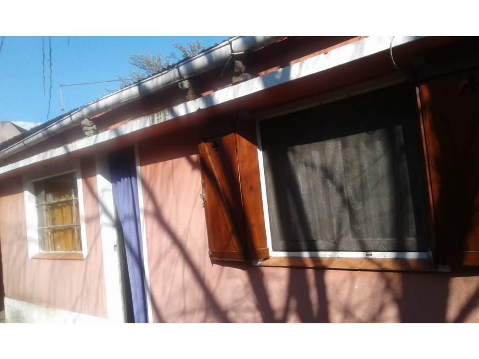 Se vende o permuta casa de 3 ambientes en Mechongue. — foto 3