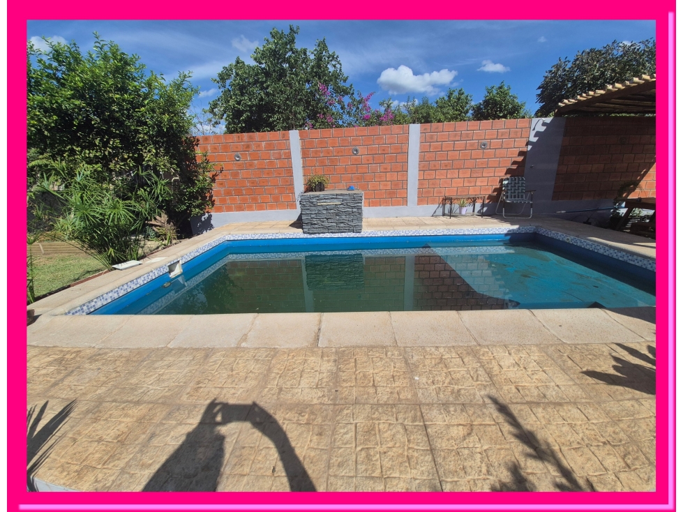 Casa 3 dormitorios y local comercial en ÑU PORA