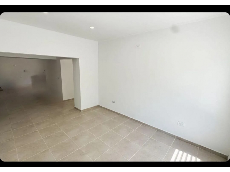 CASA NUEVA 3 DOR - 3 BA. BARRIO M. MUÑOZ VILLA CARLOS PAZ - 4