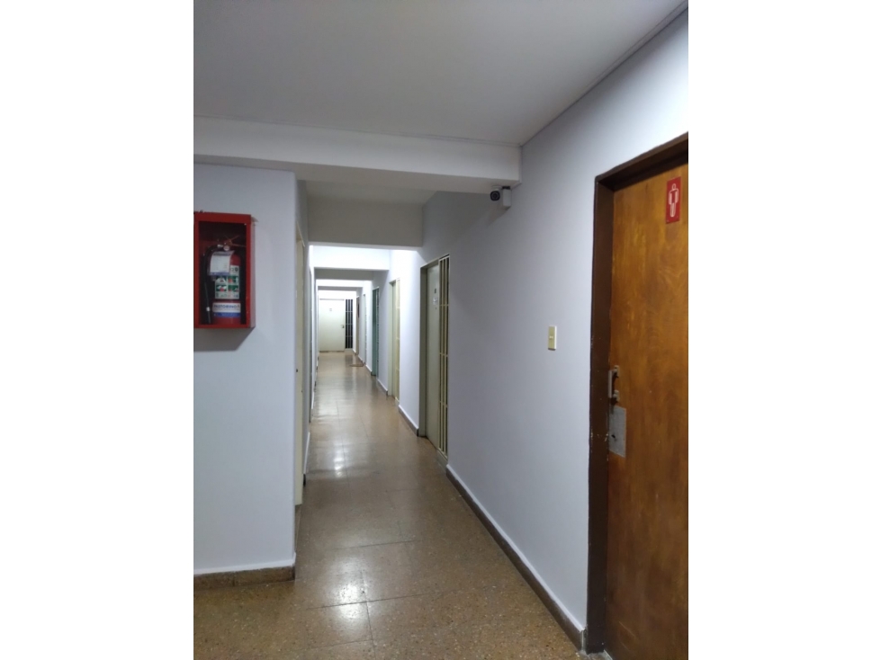 VENTA - OFICINA EN GALERÍA IBERIA - Bº CENTRO - 3
