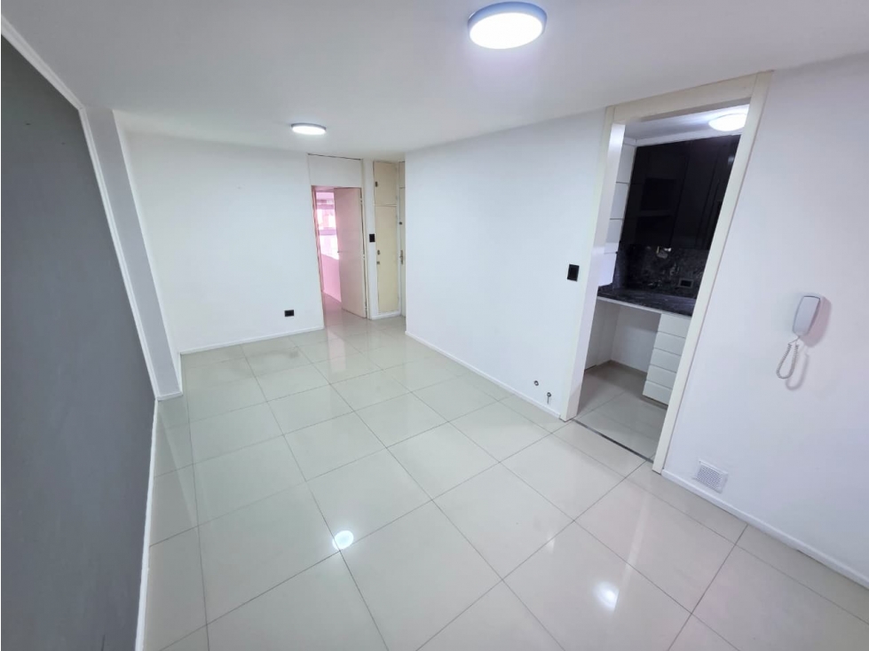 ALQUILER - DEPARTAMENTO AMPLIO DE UN DORMITORIO - ZONA PATIO OLMOS