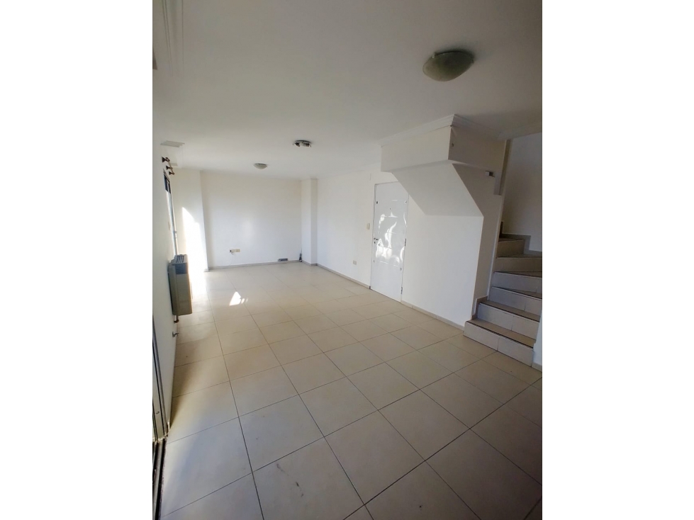 PENTHOUSE EN VENTA - 2 TERRAZAS - 2 DORM - 2 BAÑOS - AV. POETA LUGONES — foto 2