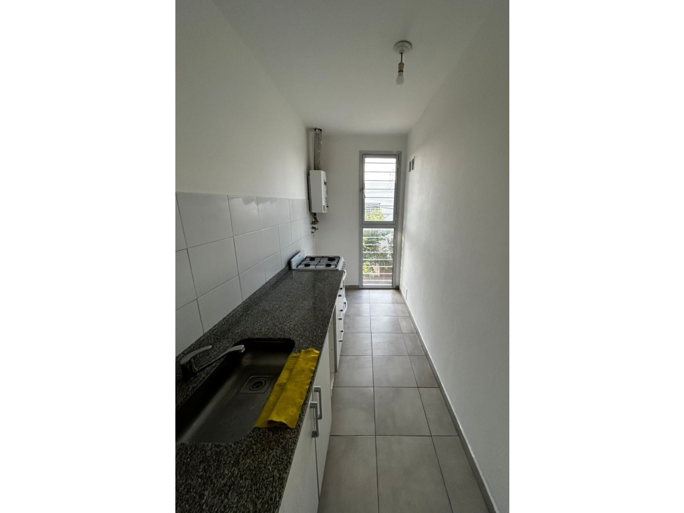 ALQUILER - DEPARTAMENTO 1 DORMITORIO - Bº LOMAS DE SAN MARTIN — foto 2