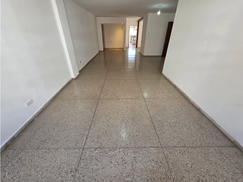 ALQUILER - DEPARTAMENTO 3 DORMITORIOS + COCHERA - ZONA PLAZA ESPAÑA — foto 4