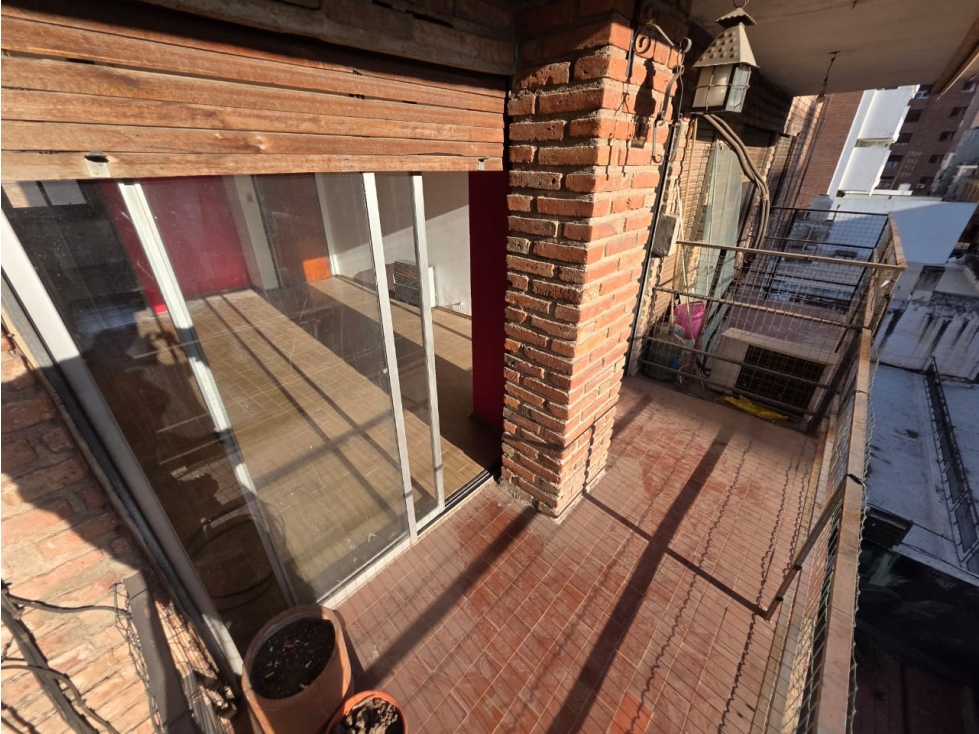 OPORTUNIDAD PARA INVERSIONISTAS - 2 DORM X USD 65.000 - B° CENTRO - 4