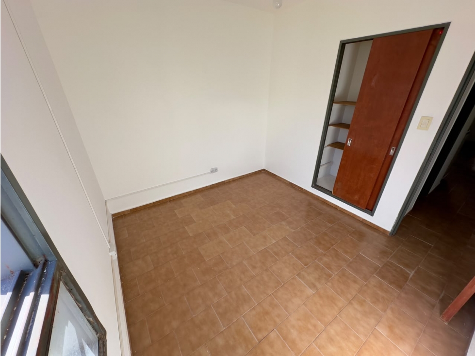ALQUILER - 1 DORMITORIO - B° GUEMES — foto 3