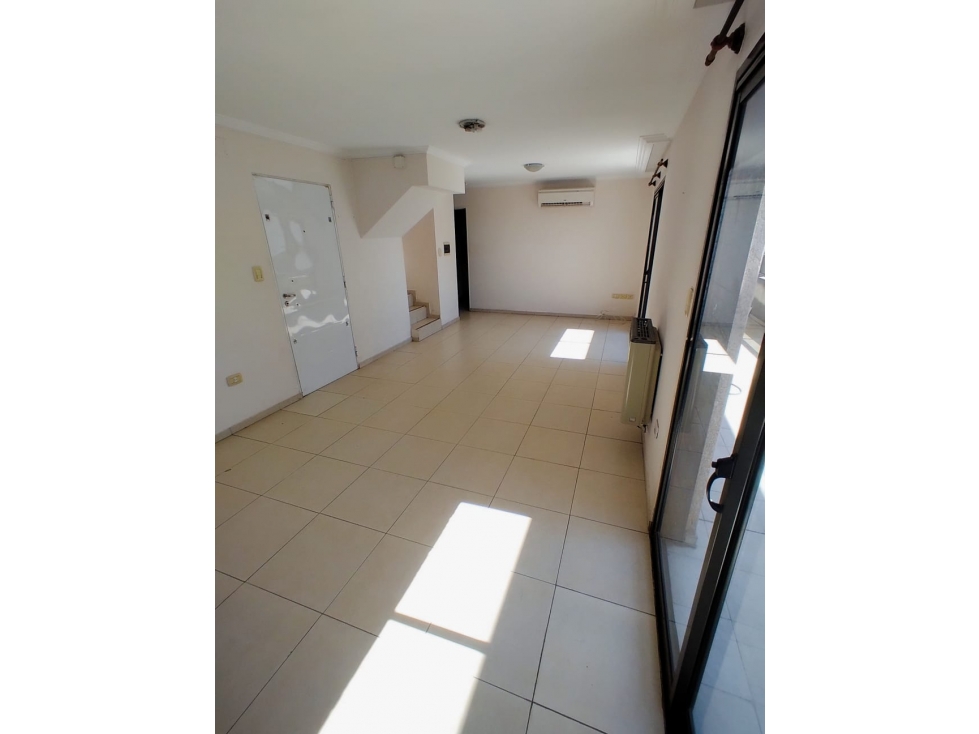 PENTHOUSE EN VENTA - 2 TERRAZAS - 2 DORM - 2 BAÑOS - AV. POETA LUGONES — foto 4