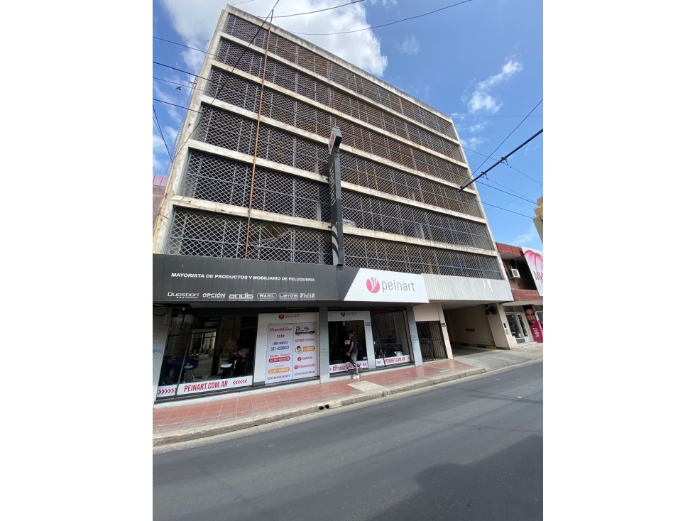 VENTA - COCHERA EXCLUSIVA - ZONA CENTRO - 1