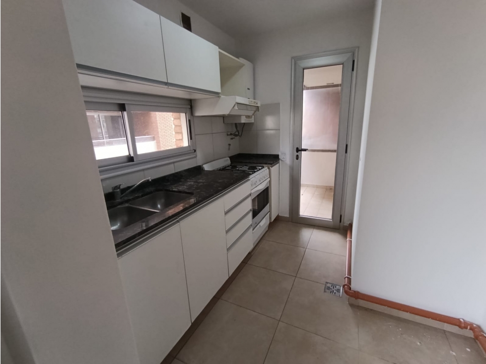 1 DORM-DOBLE BALCON-TERRAZA CON QUINCHO Y ASADOR USO COMUN-B° GRAL PAZ - 6
