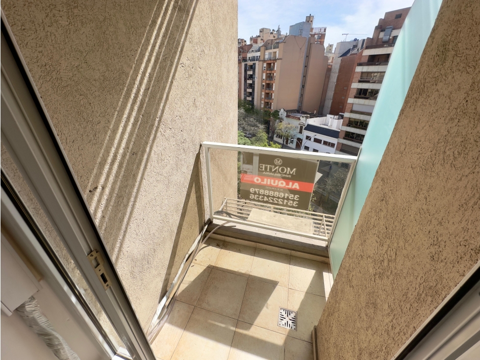 ALQUILER - 1 DORMITORIO - ZONA PLAZA ESPAÑA - BALCON — foto 3