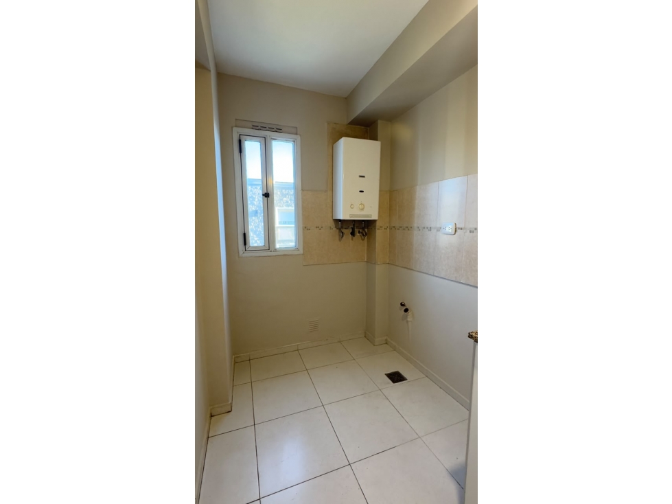 VENTA - DEPARTAMENTO 2 DORMITORIOS + BALCON VILLASOL — foto 4