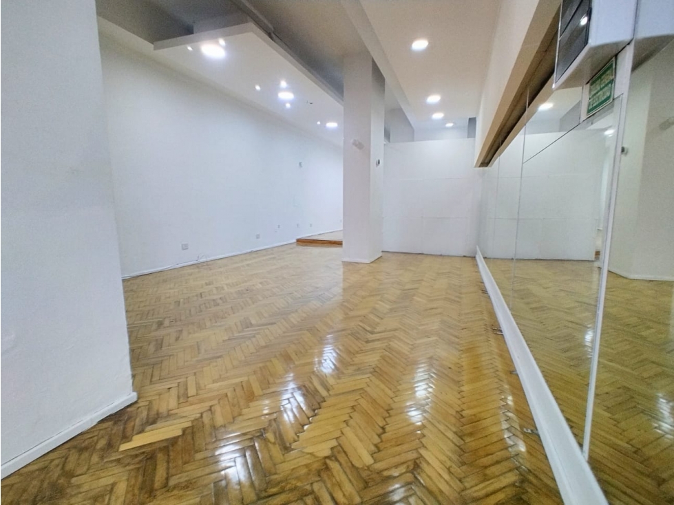 LOCAL COMERCIAL + SUBSUELO - FRENTE A PATIO OLMOS - OB. TREJO Nº 345 - 3