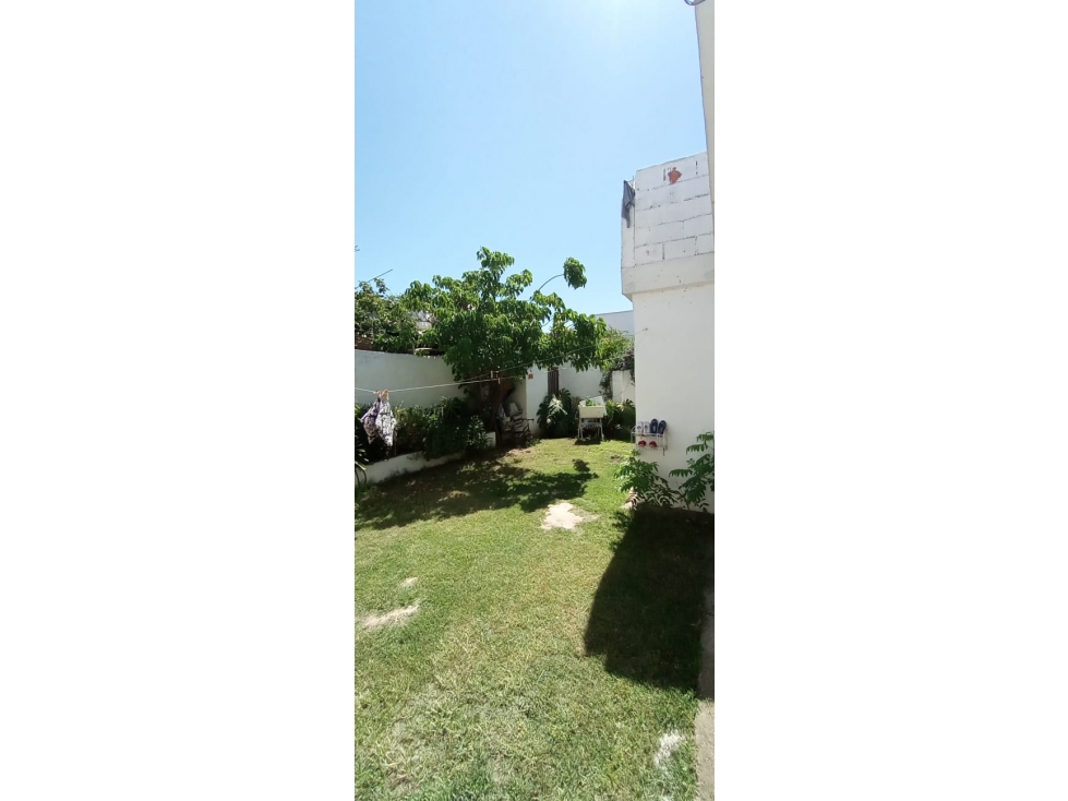 VENTA - DOS CASAS EN UNA - INGRESOS INDEPENDIENTES - Bº EL TREBOL — foto 6