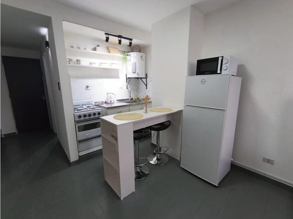 ALQ - AMPLIO MONOAMBIENTE EQUIPADO - B° CENTRO - 5