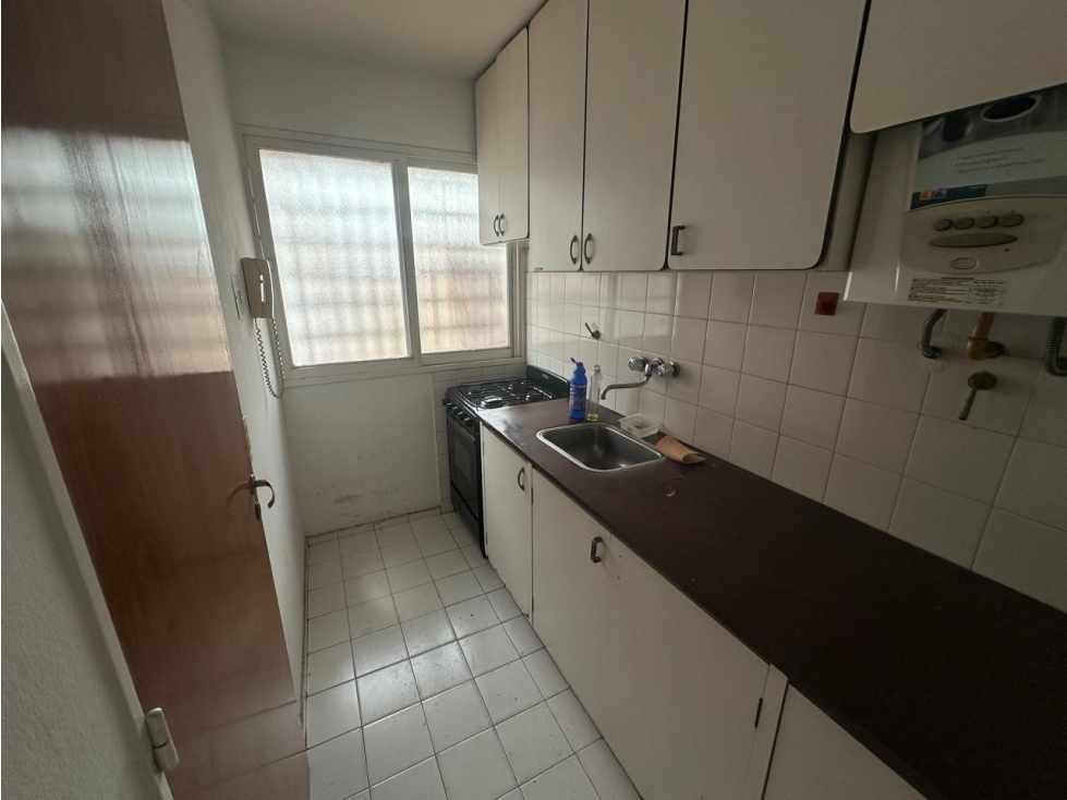 2 DORMITORIOS - PISO ALTO - LUMINOSO - ZONA PATIO OLMOS — foto 4